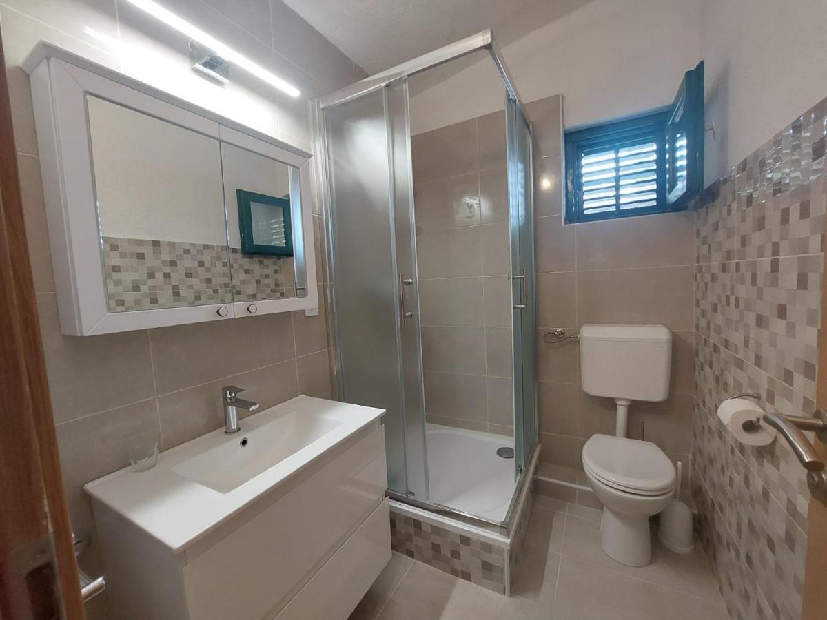 Secluded Fisherman'S Cottage Lavdara, Dugi Otok - 21569 Sali Bagian luar foto